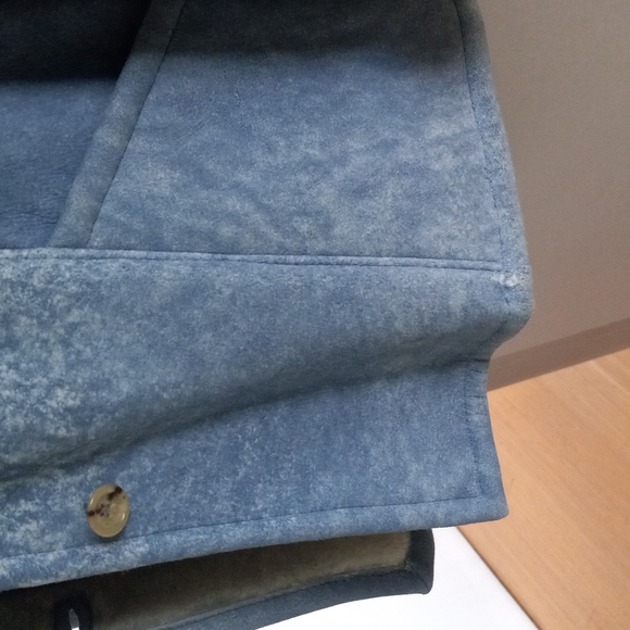 Burberry sheep skin - Picture 9 of 14